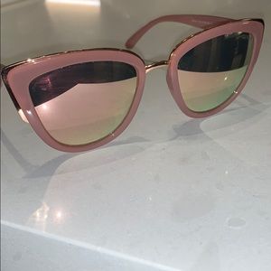 💞3 for $35💞 Guess Cat Eye Sunglasses